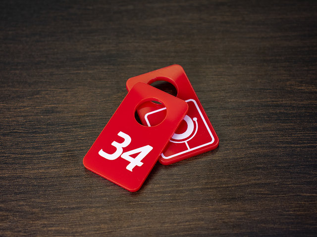 номерок оргстекло для камеди клаб